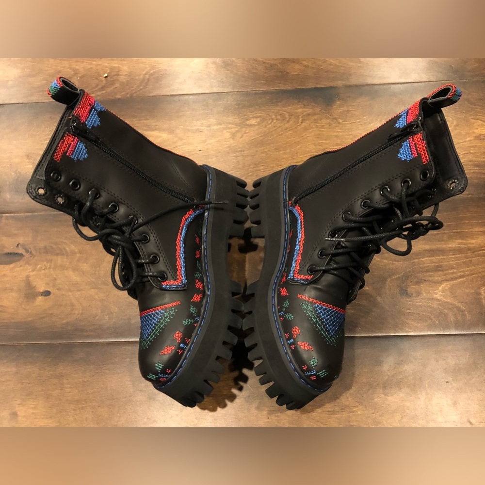 FARM Rio FARM Rio Stitched Lace-Up Boot NEW - Picture 5 of 16